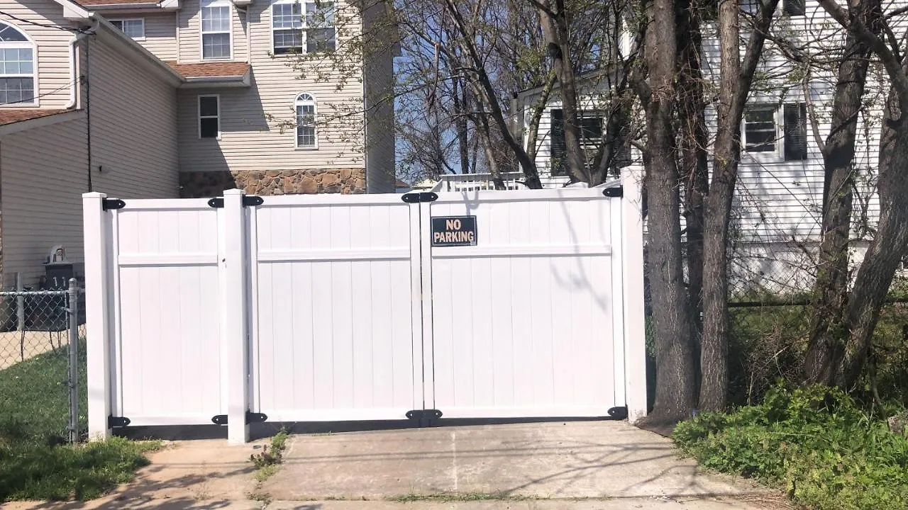 Homestay Cozzy Room With Private Entrance And Drive Way New York