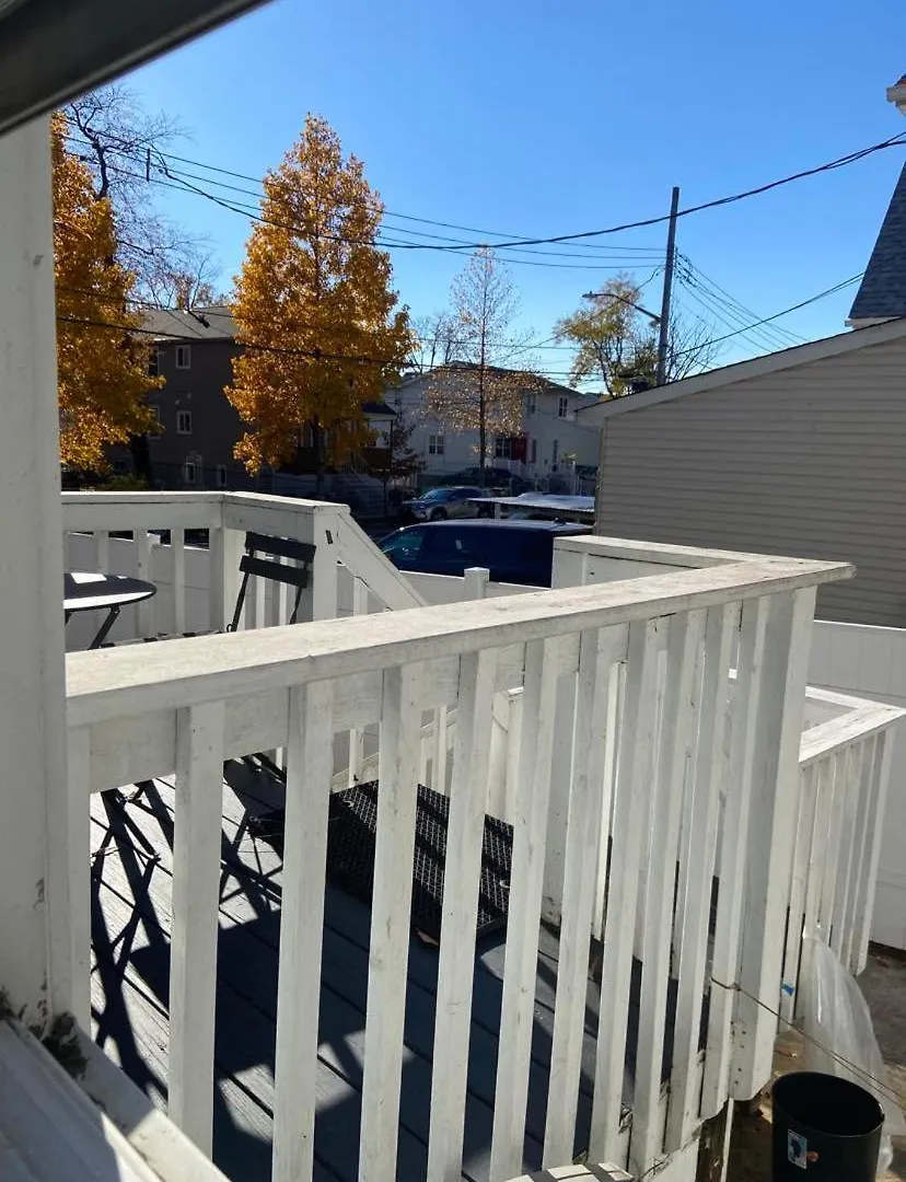 Cozzy Room With Private Entrance And Drive Way New York Homestay