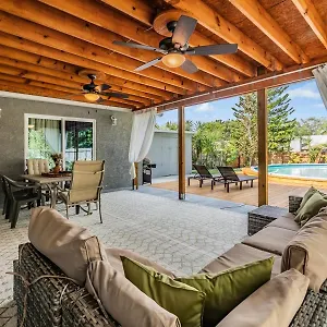 Spacious House 3ml From The Beach And Downtown Clearwater